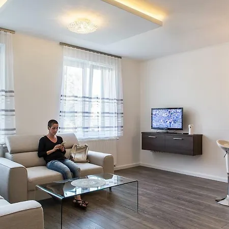 Lejlighed Som Apartman